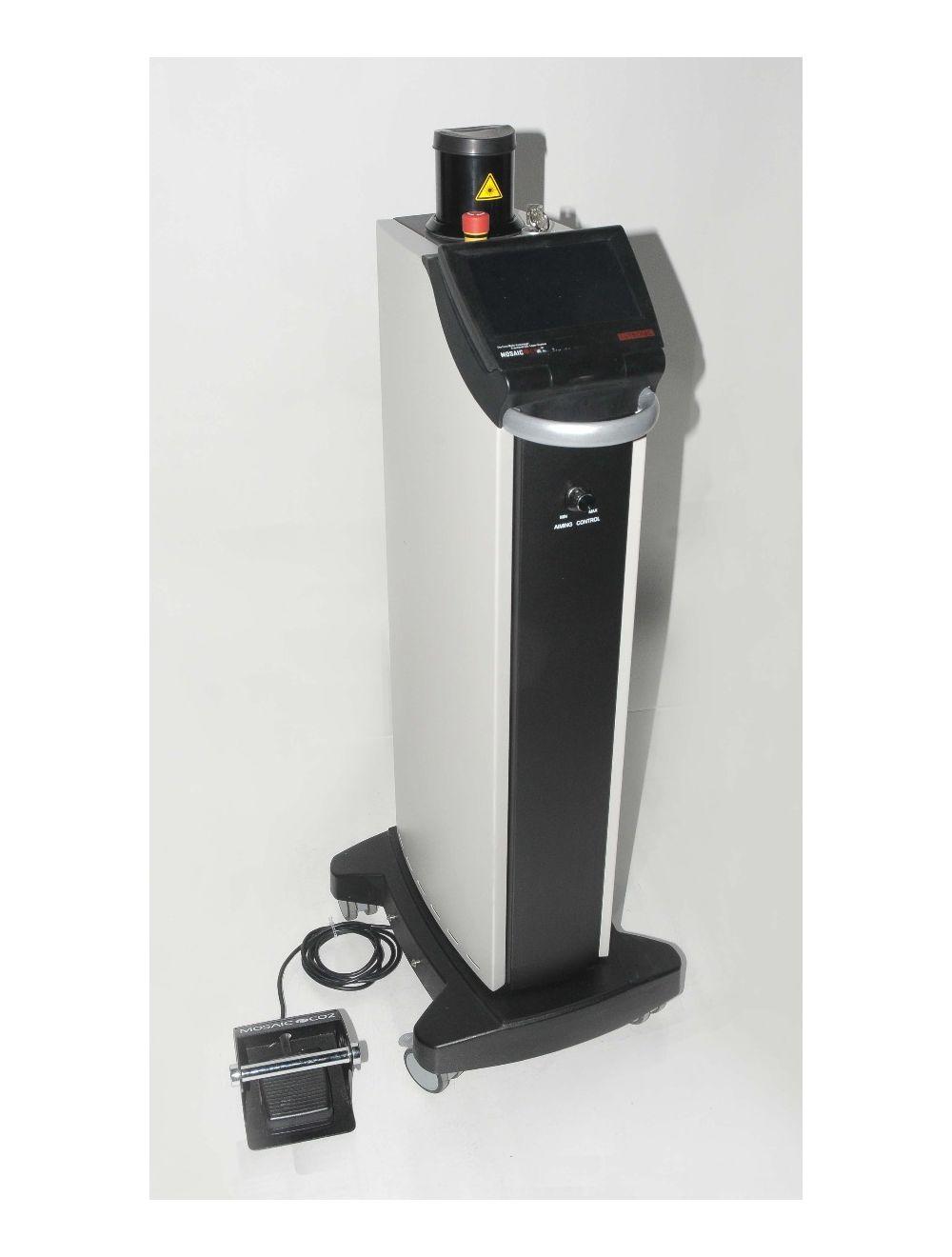 2008 Lutronic Surgical CO2 Laser eC02 Mosaic Skin Fractional Wrinkle Scar Lesion image 3