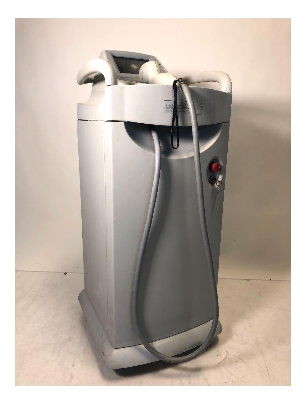 2004 Lumenis Light Sheer EC Diode Laser System 911,756 Pulses High Headroom image 1