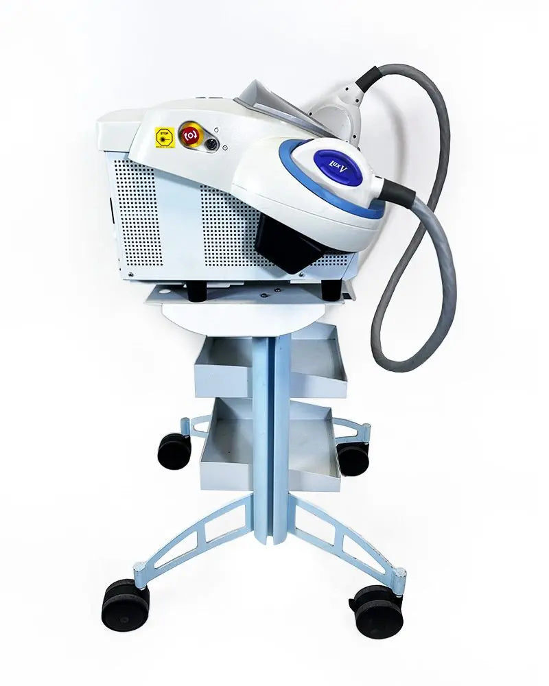 2006 Palomar StarLux 300 LuxV IPL Aesthetic Skin Resurfacing Laser System