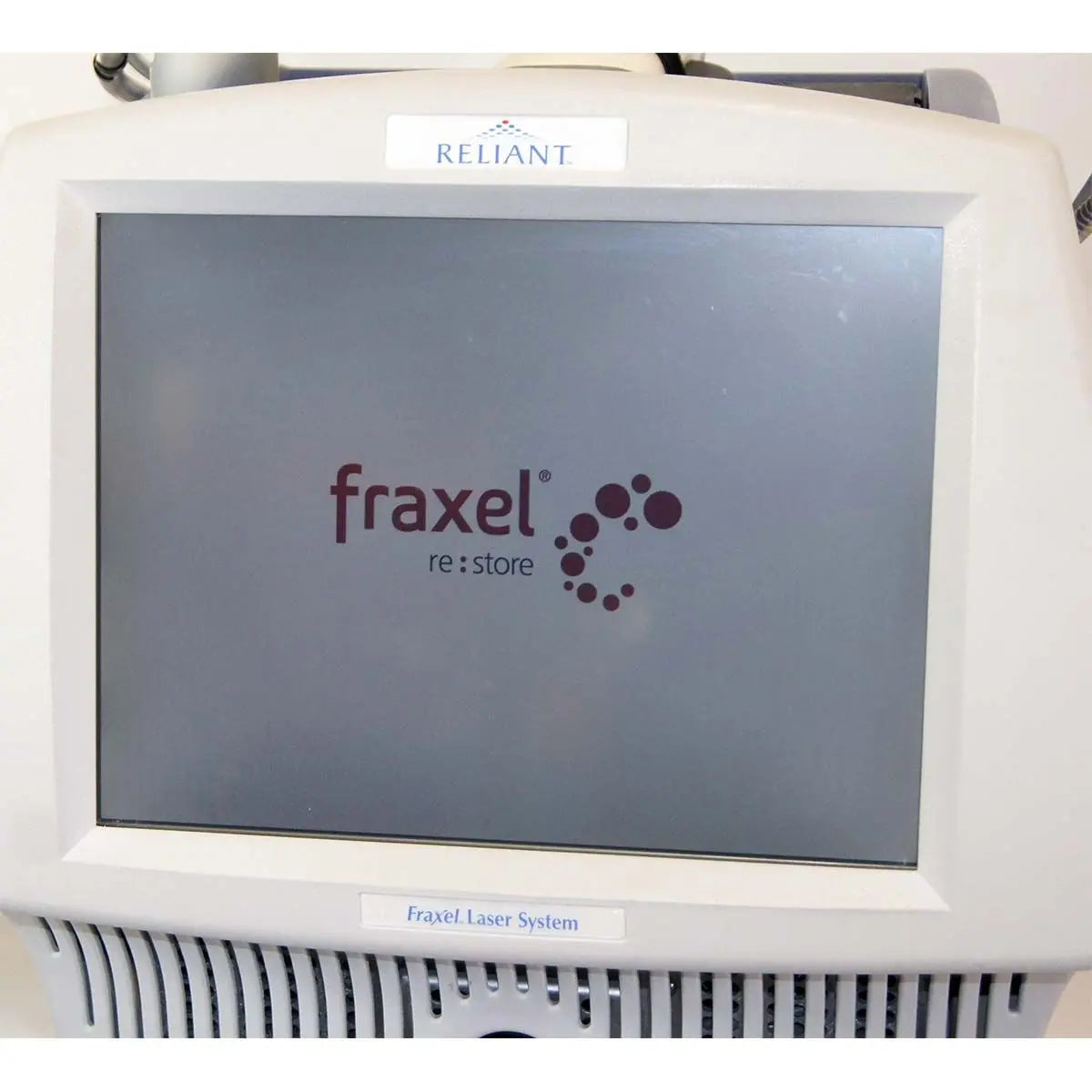 2008 Fraxel SR 1500 Reliant Fractional Laser 1550nm System with Cart Skin Repair
