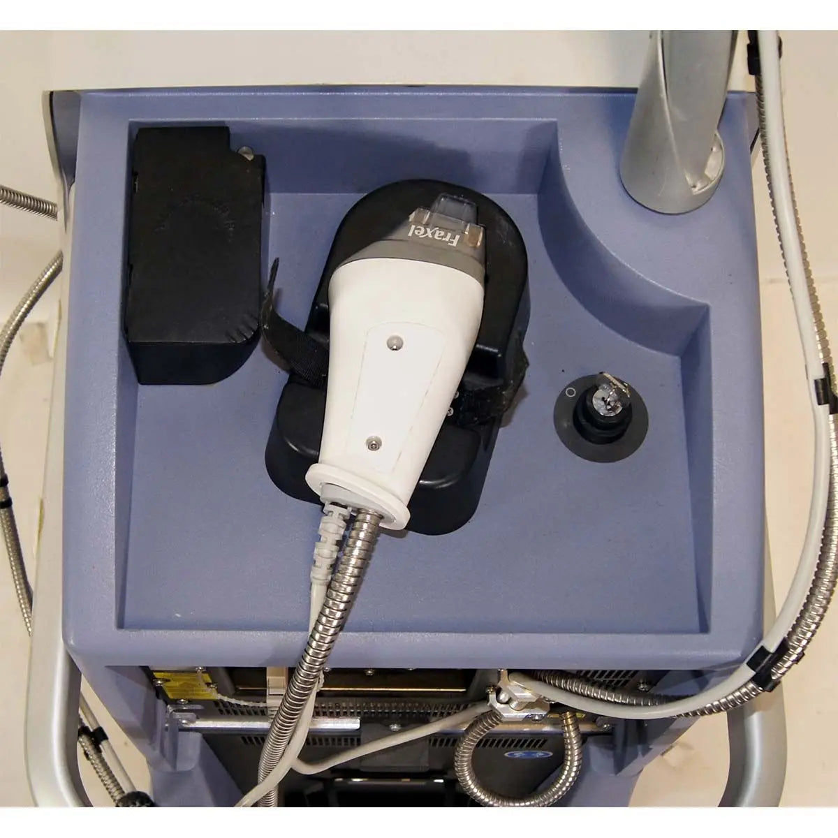 2008 Fraxel SR 1500 Reliant Fractional Laser 1550nm System with Cart Skin Repair