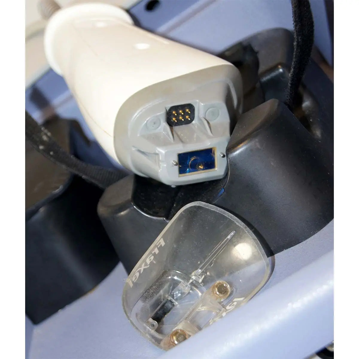 2008 Fraxel SR 1500 Reliant Fractional Laser 1550nm System with Cart Skin Repair