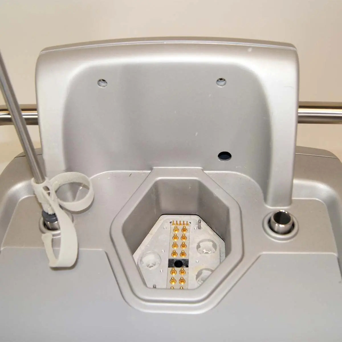 2011 Zeltiq CoolSculpting Body Contouring Fat Reduction System w/ 4 Applicators