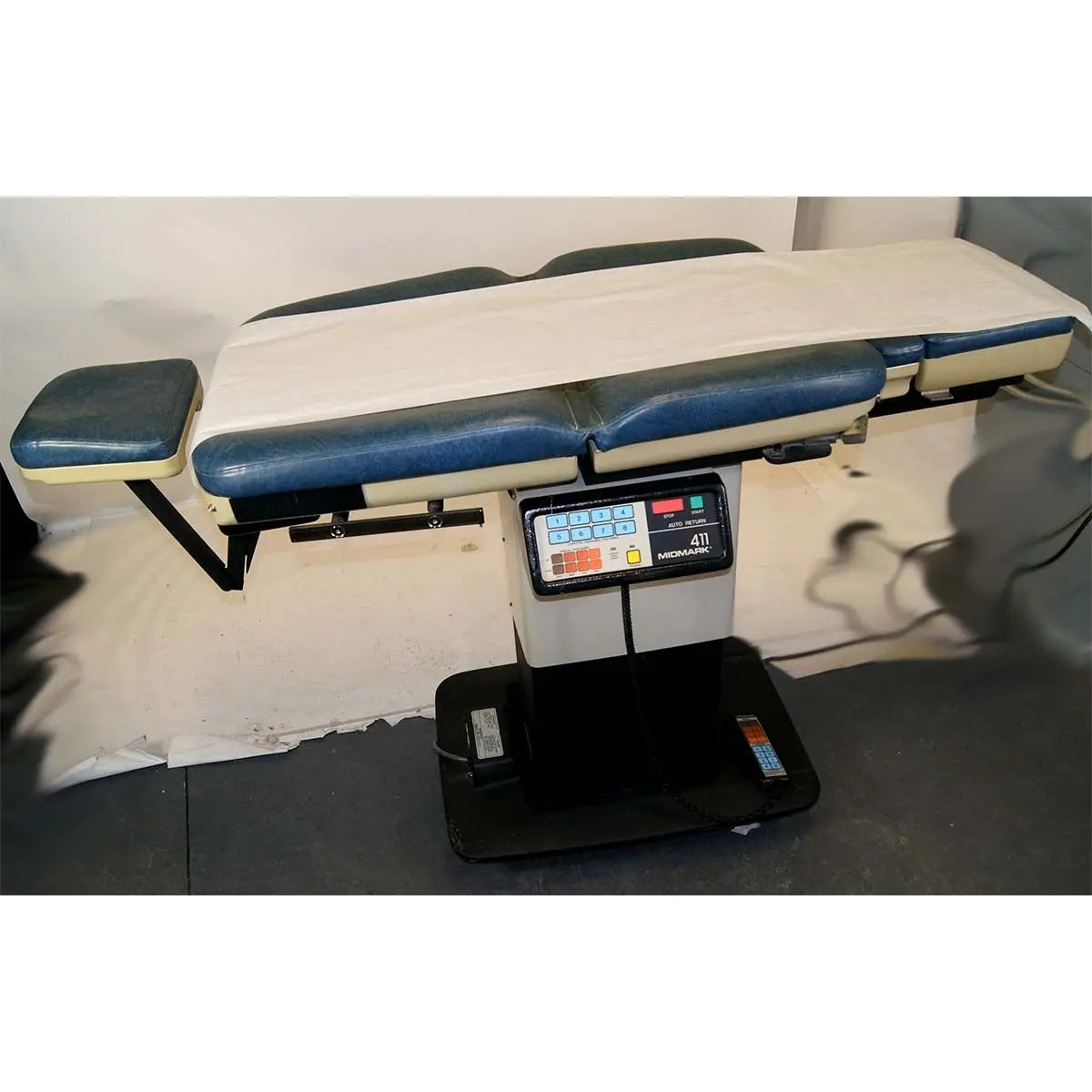 MidMark 411 Chair to Table Power Adjustable Operating Furniture with Arm-Boards