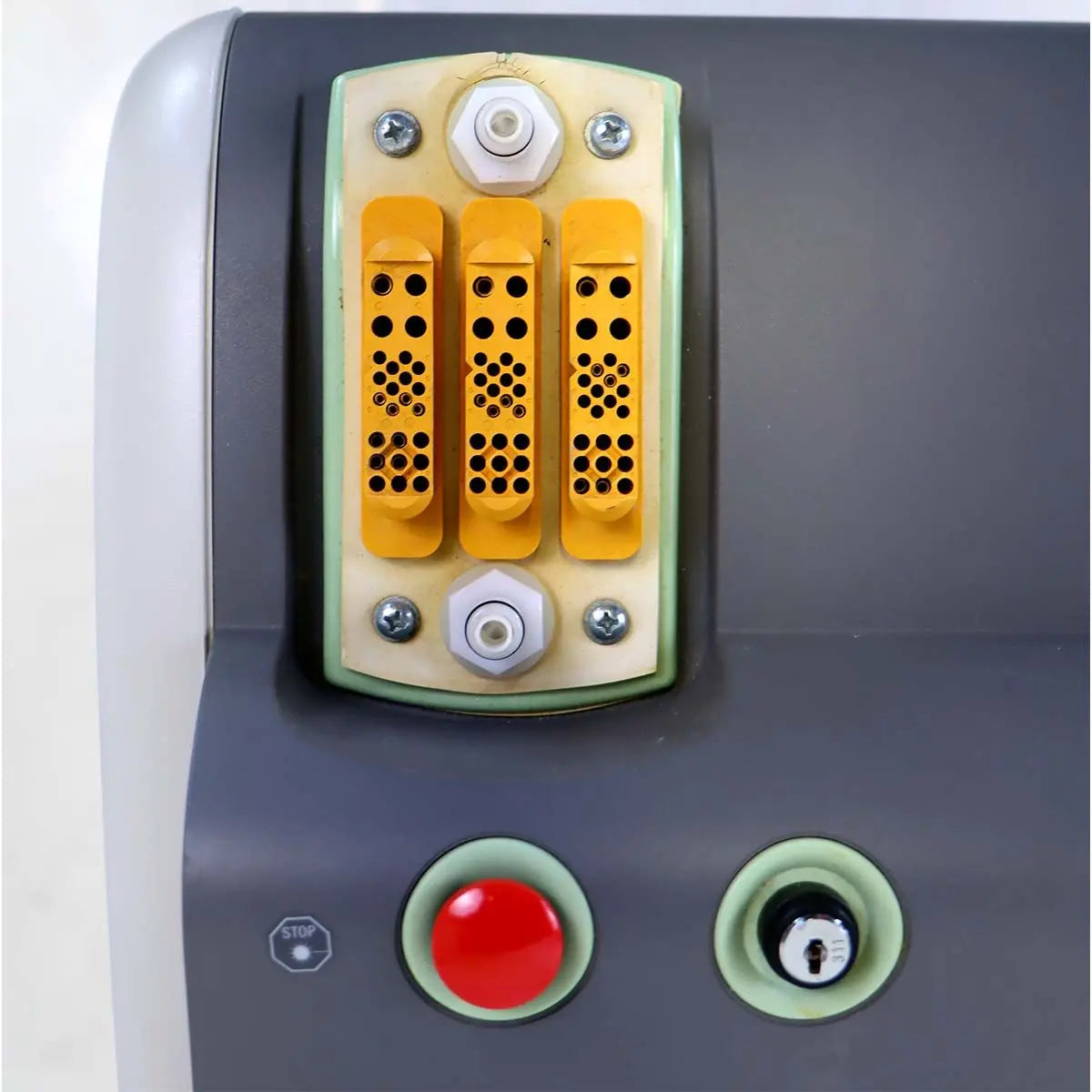 2011 Cutera Solera OPUS Laser IPL System w LP560 HandPiece Pigmented Lesions