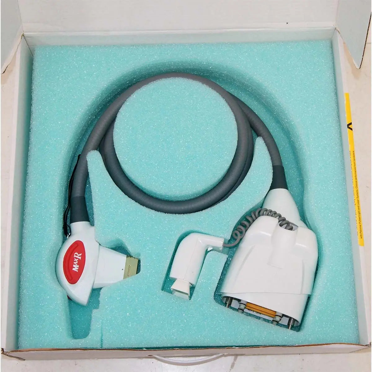 2014 Cynosure Palomar Icon IPL Laser Hair Removal Pigmented Lesions MaxR MaxYs Palomar