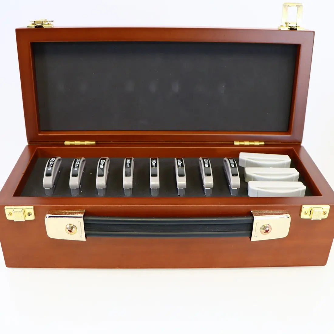 2016 SmoothCool Multi-Wavelength IPL HR Phototherapy Workstation Smooth Cool 220 Sol International Medical