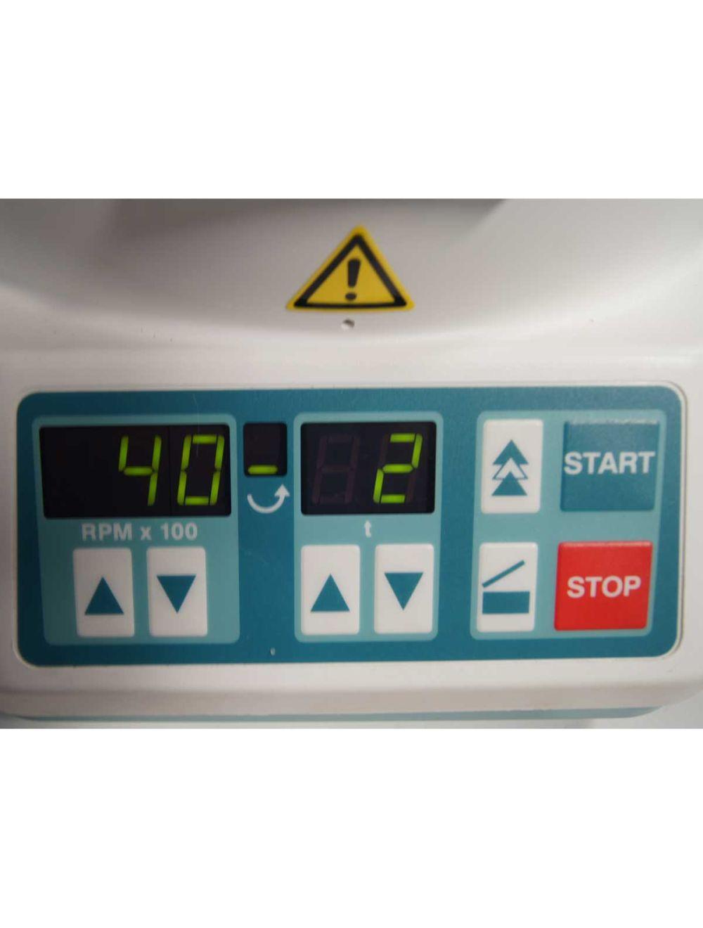 Hettich EBA 20C Zentrifugen E1824 4500 RPM 2x40g Tabletop Centrifuge 2000