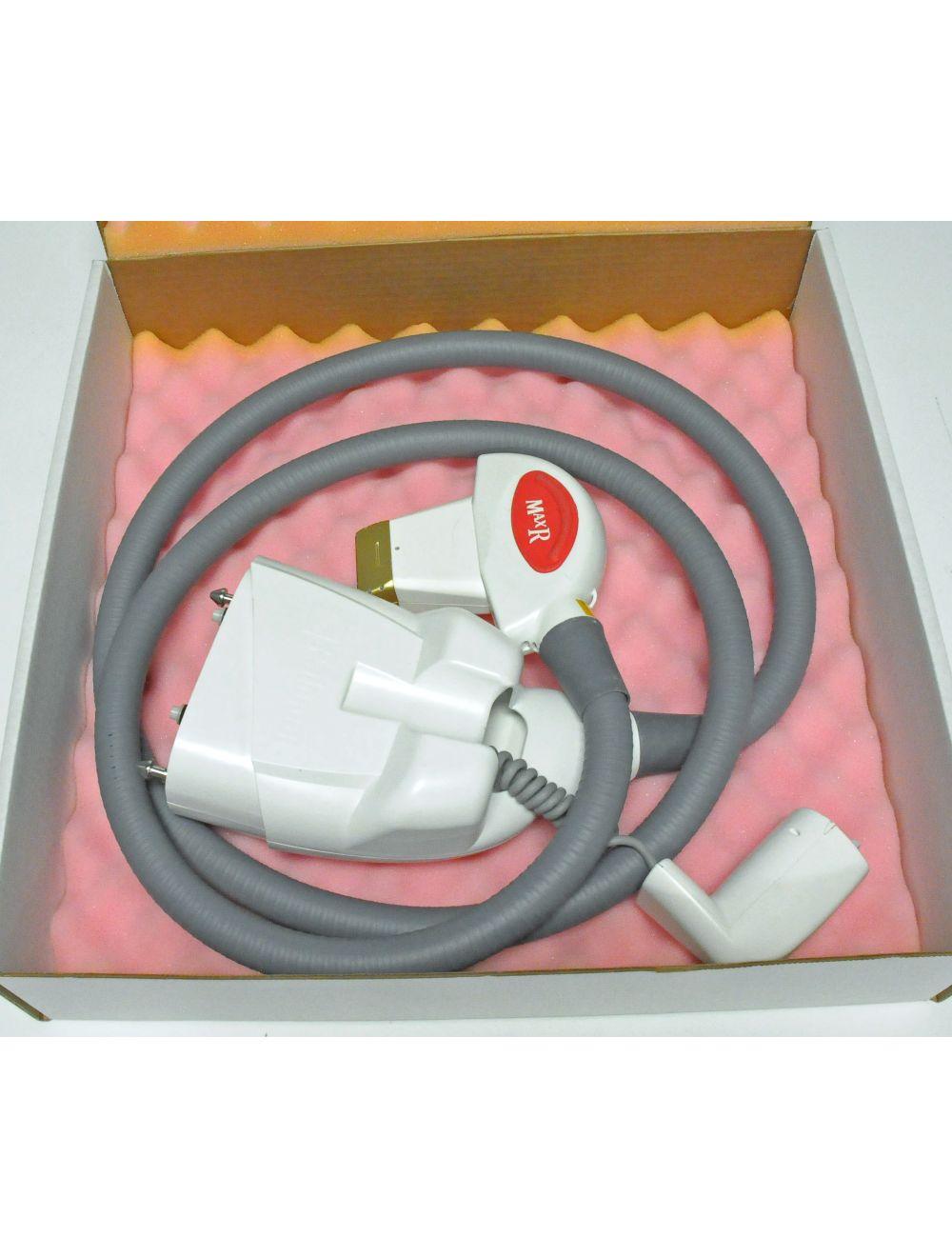 2013 Palomar Cynosure ICON Aesthetic Laser System MaxR Handpiece Max R Red