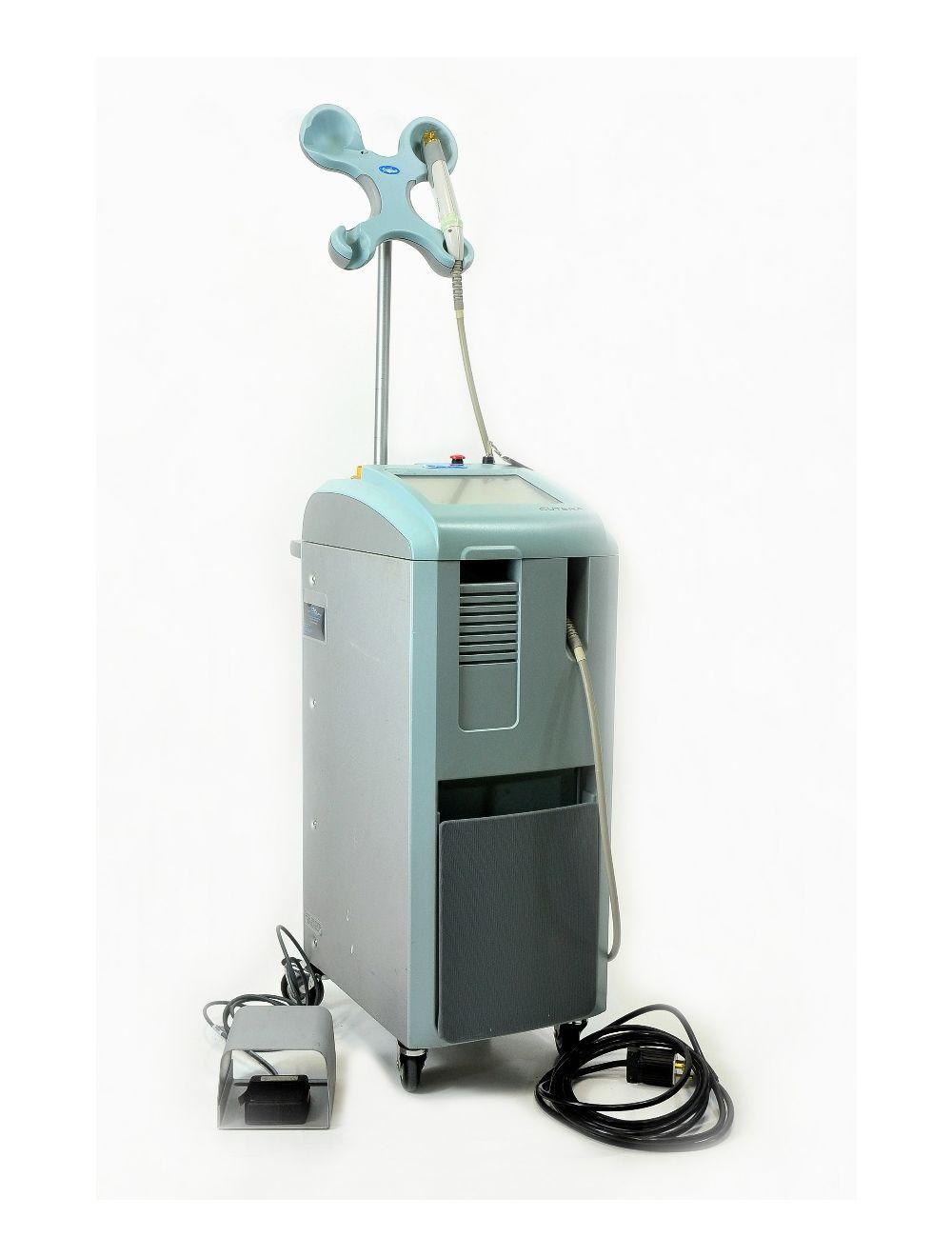 2003 Cutera XEO CoolGlide GENESIS IPL Nd:YAG Laser 1064 Cool Glide