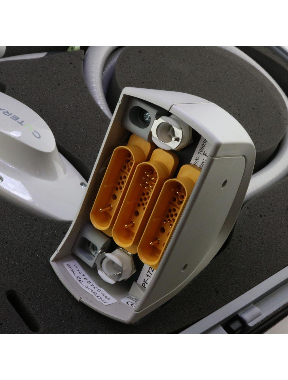 2007 Cutera Pearl ErYSGG Wrinkle Age Spots Ablative Resurfacing Laser 200K Pulse