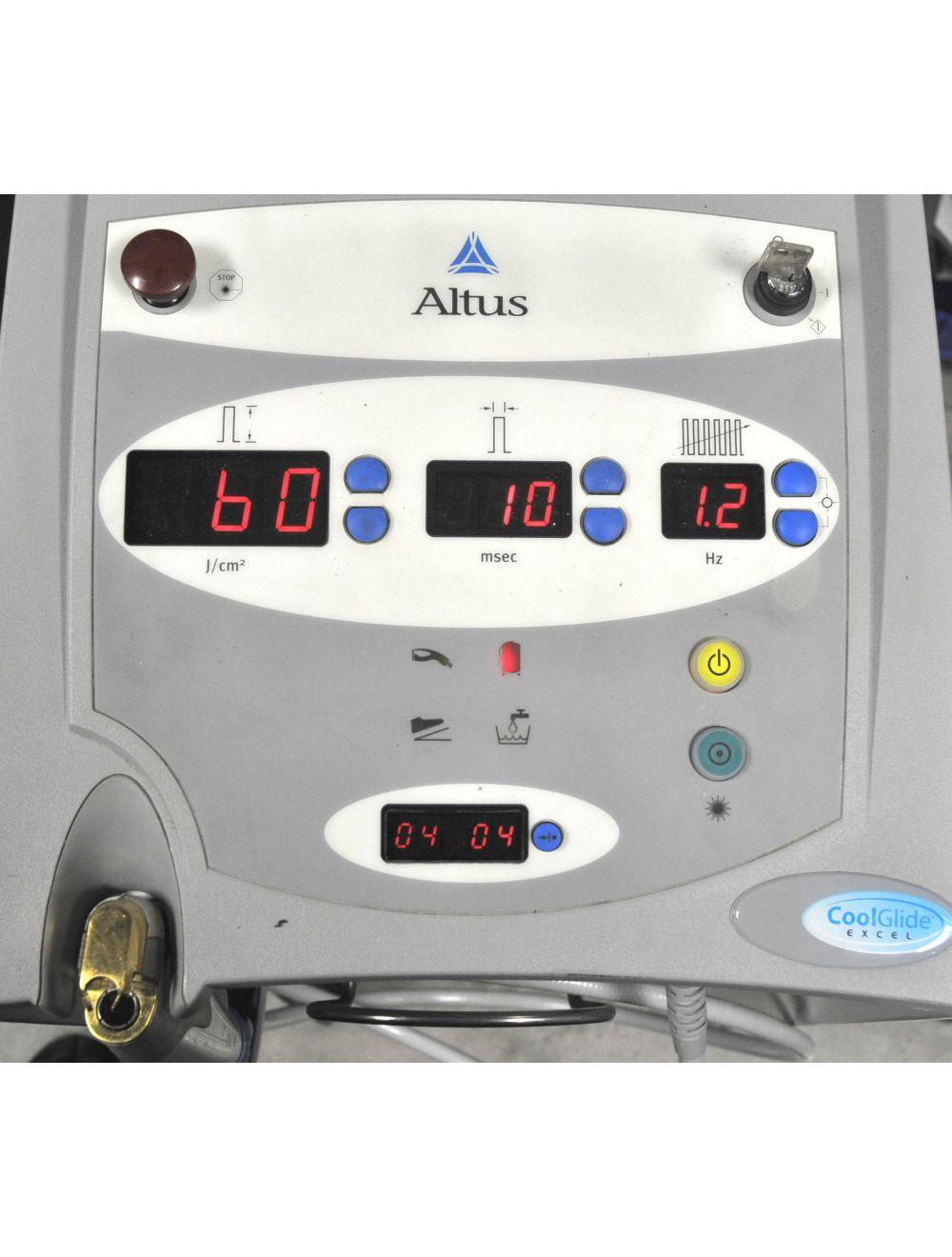 2002 Altus CoolGlide Excel US110EXCL Laser Hair Removal 1064 Nd YAG Cutera HR