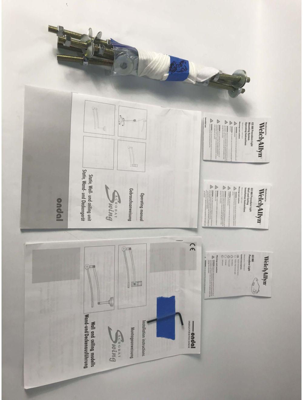 Welch Allyn Green Series GS 900 Surgical/Procedure Lamp Ceiling Mounted Overhead