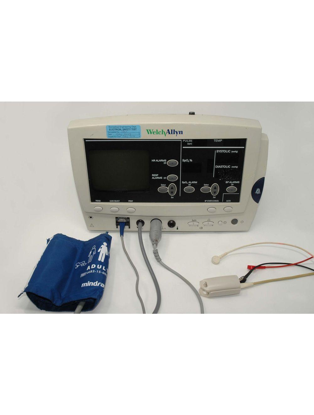 WELCH ALLYN Patient Vital Sign Monitor Series 6200 w/Blood Pressure Cuff