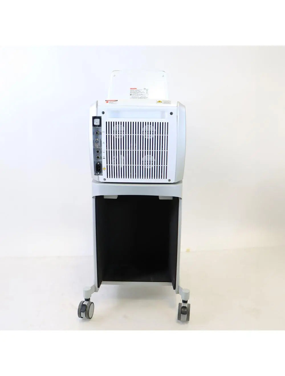 2013 Lutronic Advantage 805nm Diode Laser System Hair Removal & D3-800 Handpiece