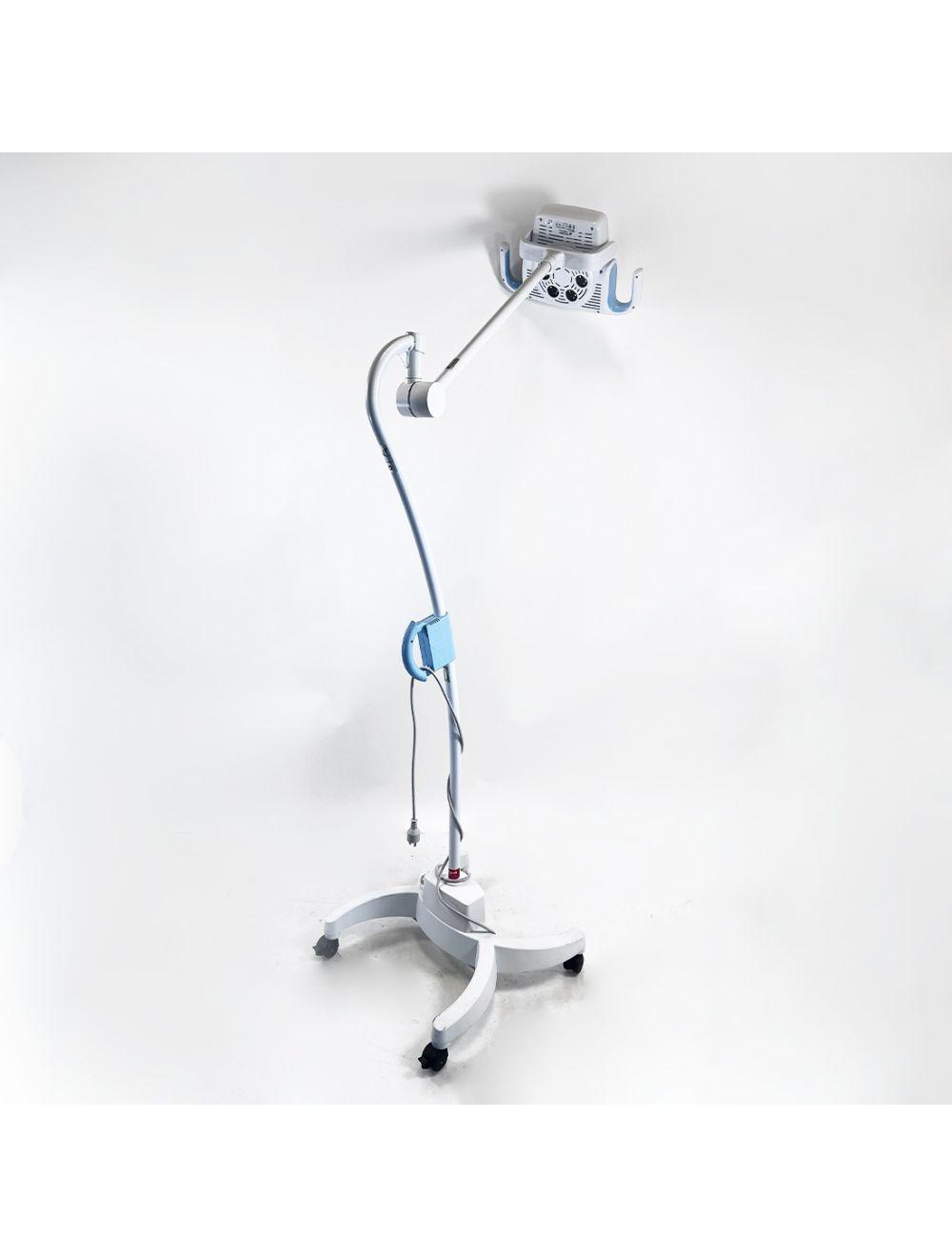 Welch Allyn GS900 Minor Procedure 6-LED Lights White Mobile Stand Green Series