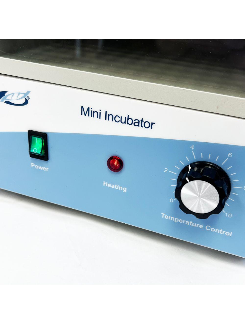 VWR Mini Incubator 97025-630 Temperature Control Microbiology Haematology