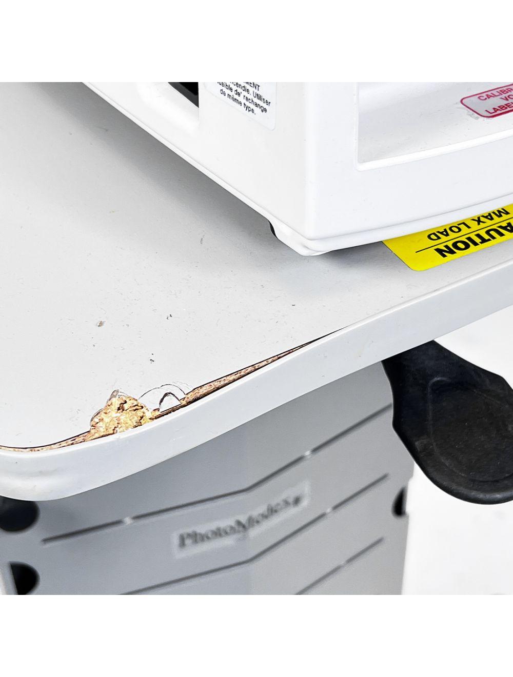 2014 OmniLux PhotoTherapeutics Blue Red Light Therapy System with Cart EM1258S