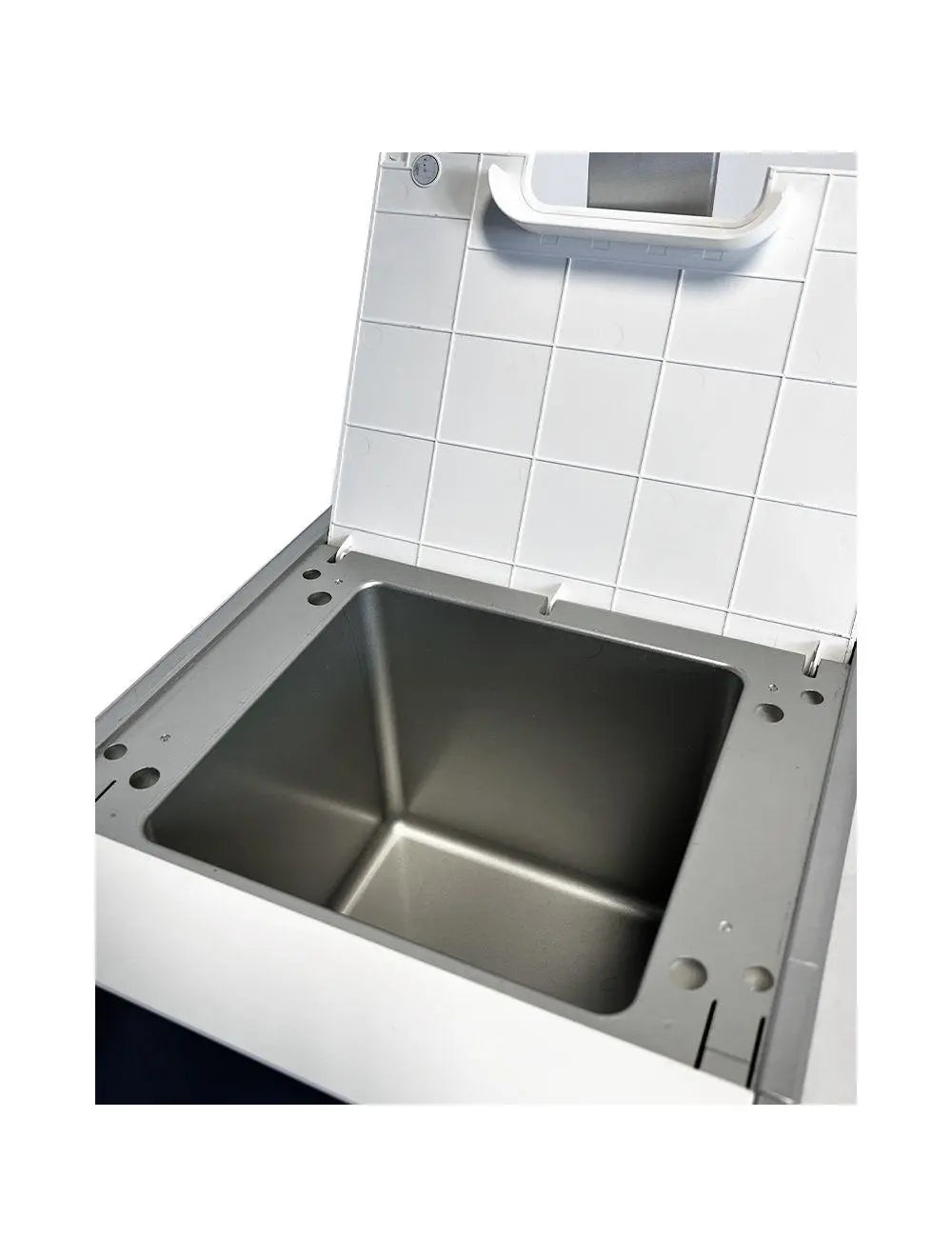 2013 Lutronic INFINI MFR Skin Rejuvenation Electrosurgical Microneedling System