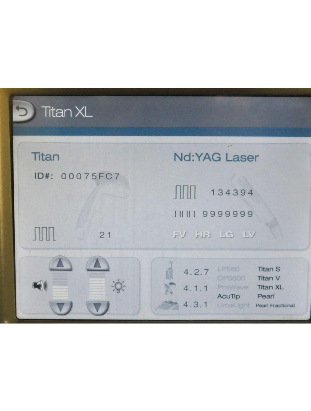 2008 Cutera Xeo Skin Resurfacing Rejuvenation Nd:YAG Laser System US220XEO