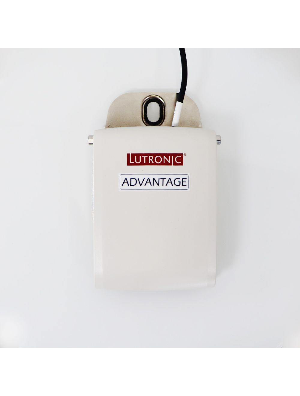 2014 Lutronic Advantage Diode Laser Hair Removal Reduction w/D3-800 Handpiece