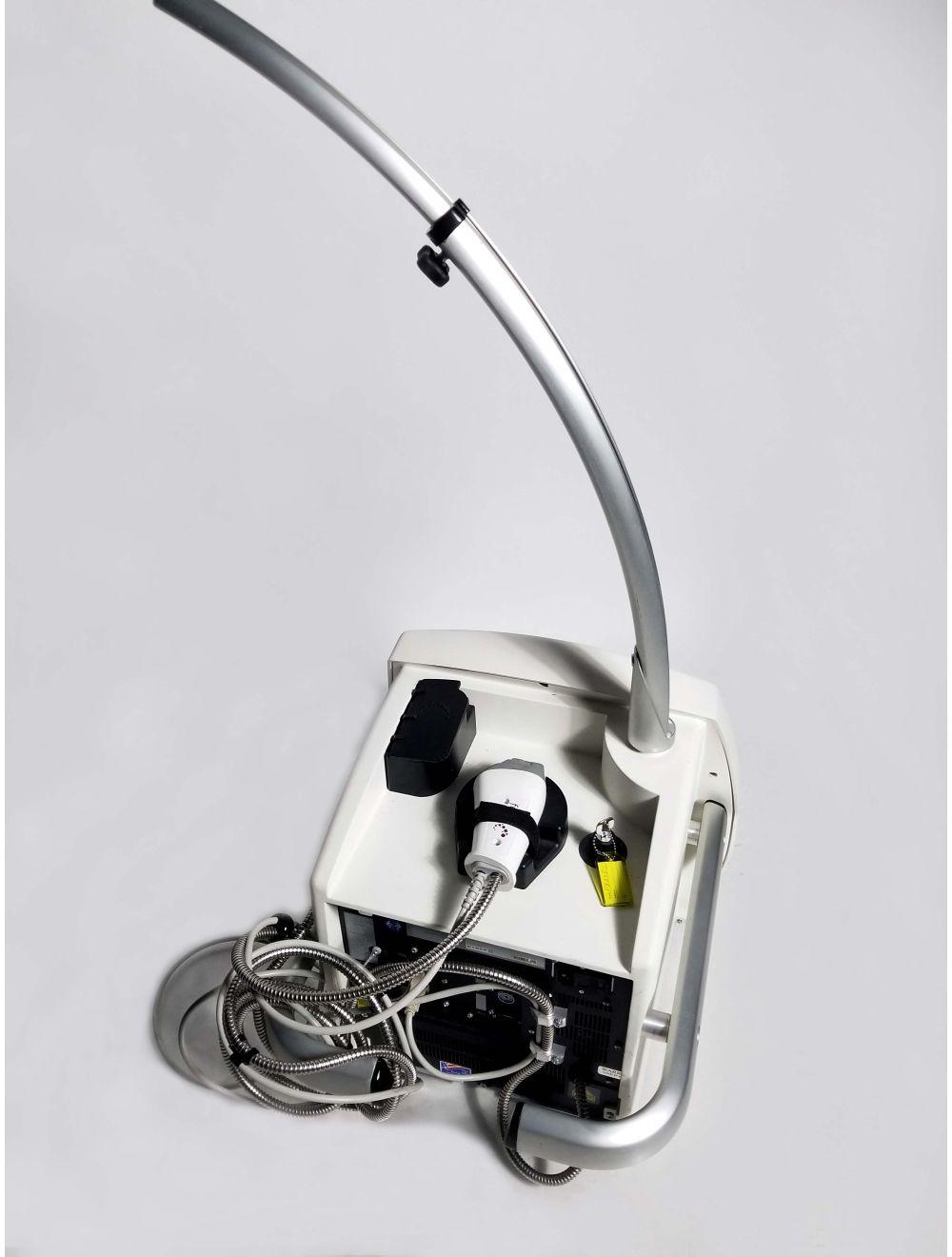 2009 Reliant FRAXEL SR1500 Laser System Ablative Skin Rejuvenation