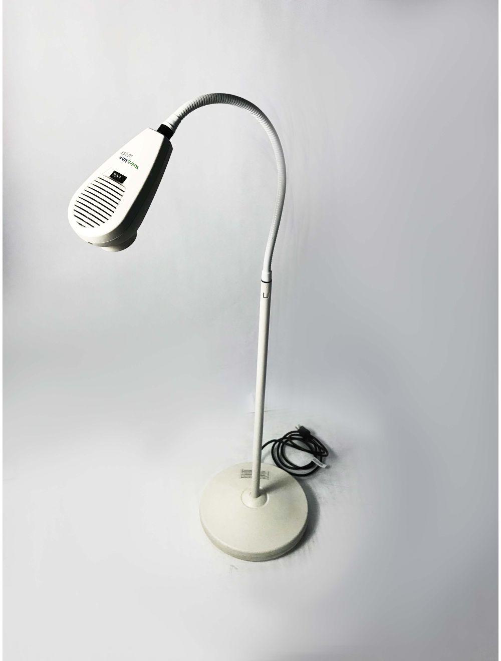 Welch Allyn LS 135 35 Watt Halogen Medical Exam Light Posable Floor Lamp 12º
