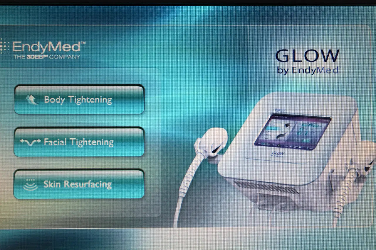 2011 EndyMed GLOW 3DEEP RF Skin Tightening Body Contouring System