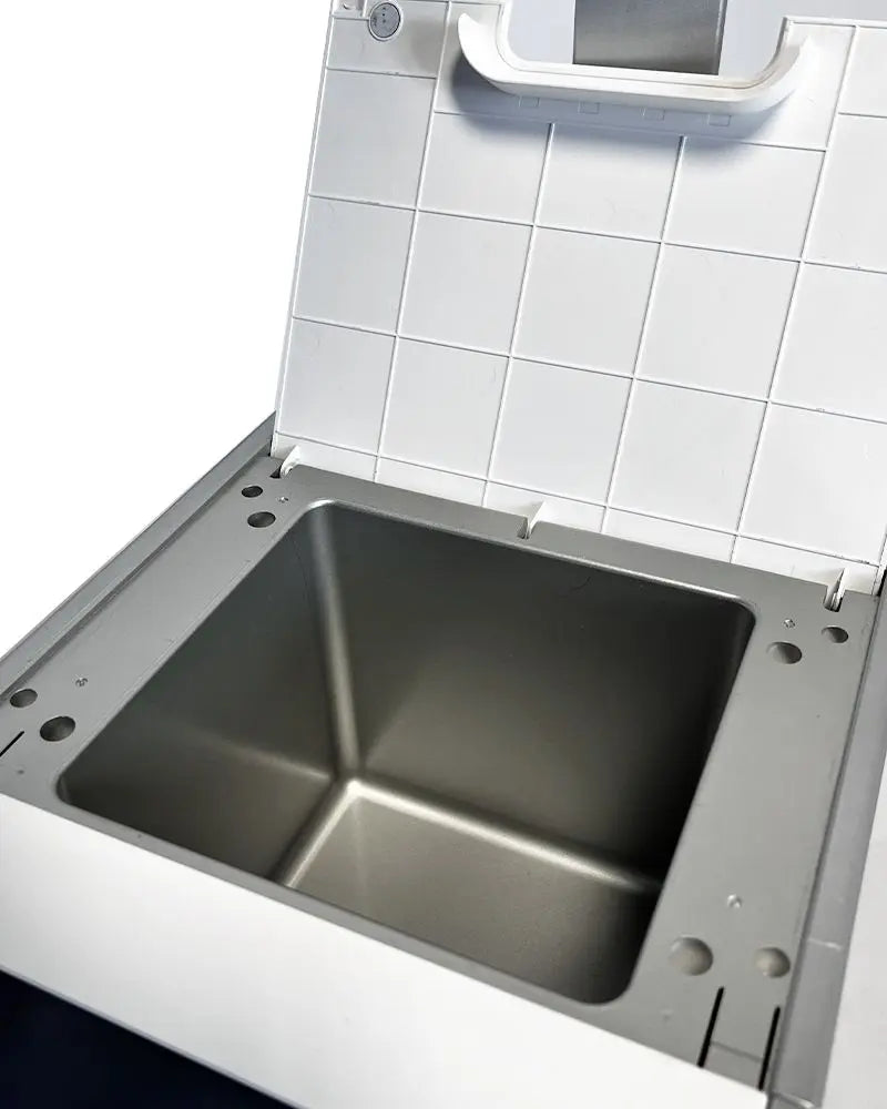 2013 Lutronic INFINI MFR Skin Rejuvenation Electrosurgical Microneedling System