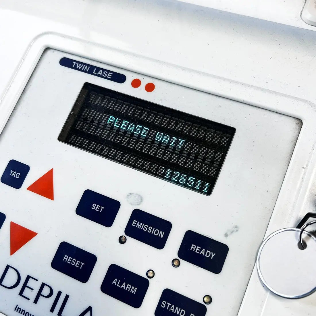 2002 Depilase Twin Laser Ultrawave 11 With YAG and Alex Handpiece